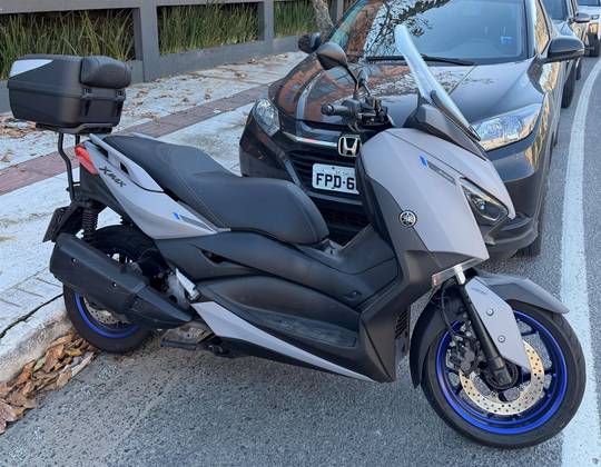 YAMAHA XMAX ABS YAMAHA XMAX ABS